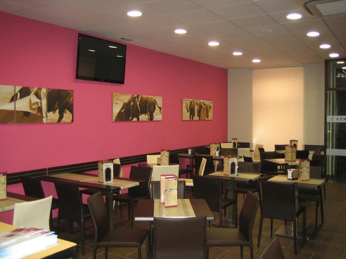 Plaza De Toros Hotel Ронда Екстериор снимка