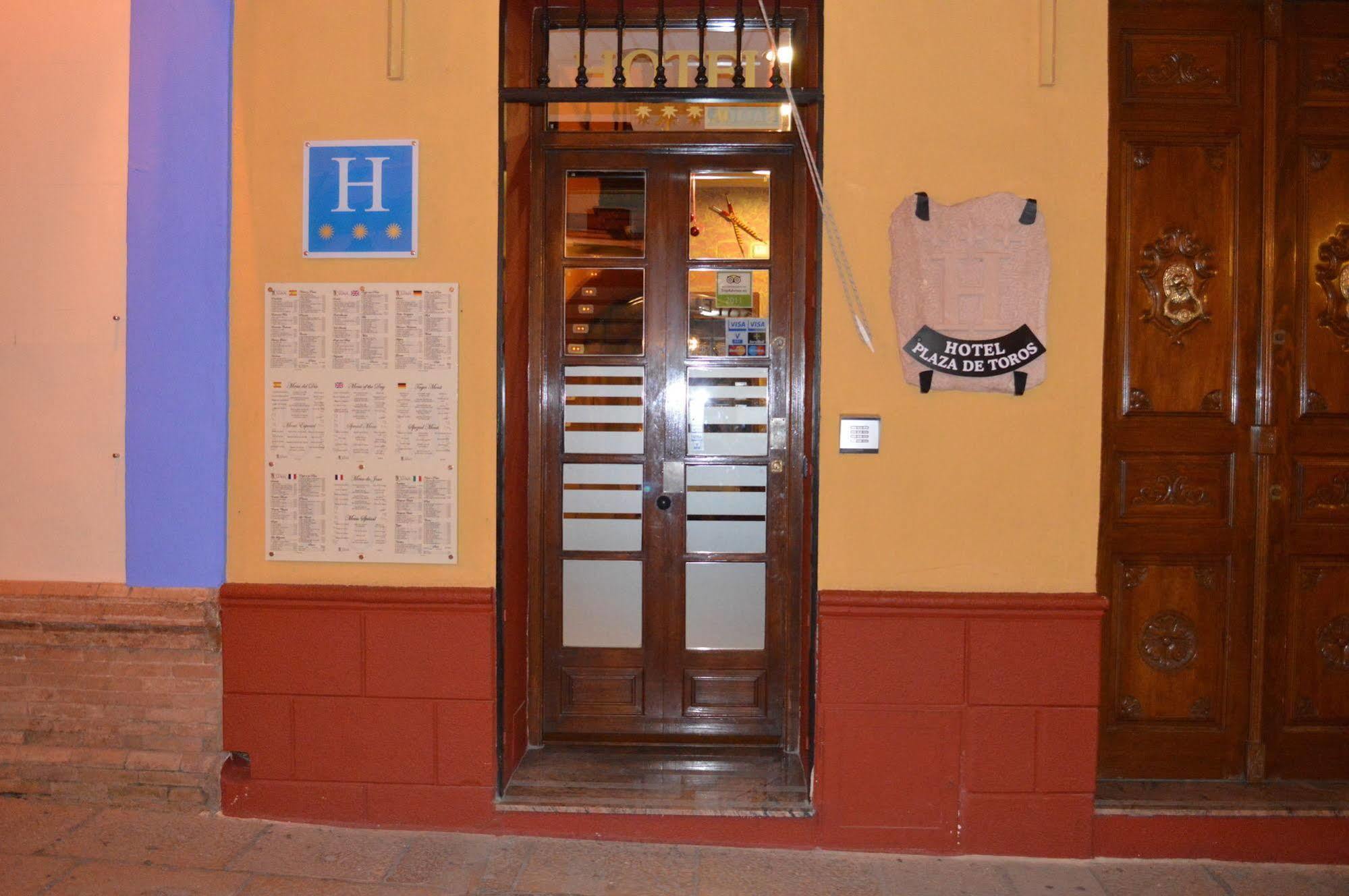 Plaza De Toros Hotel Ронда Екстериор снимка
