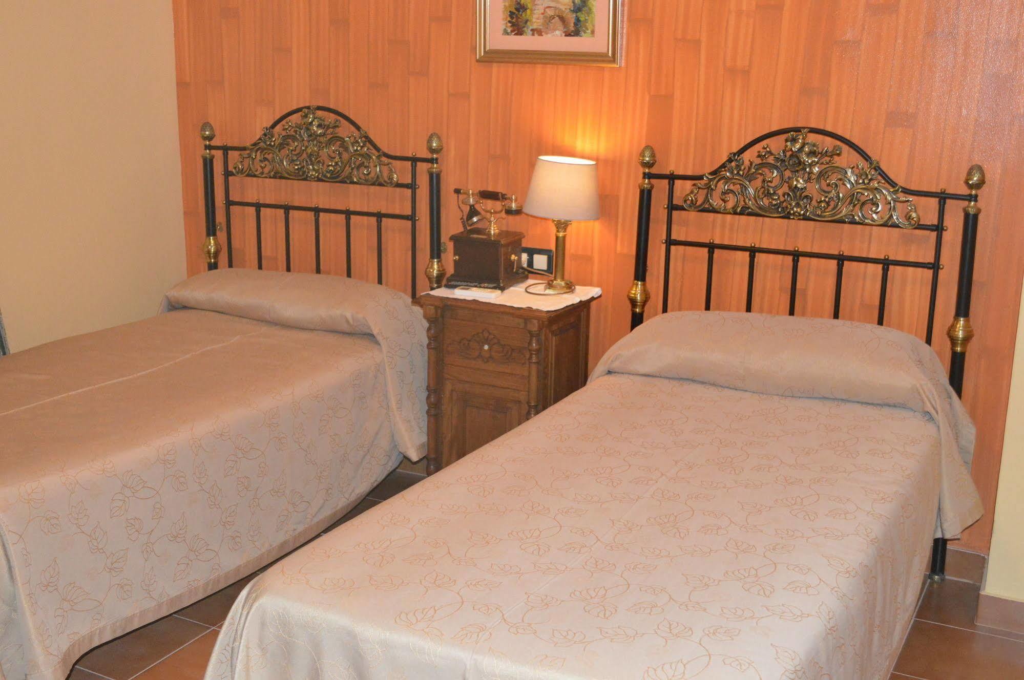 Plaza De Toros Hotel Ронда Екстериор снимка